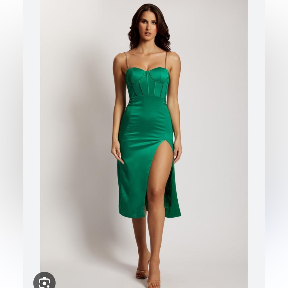 Sold out Meshki Talisa green midi dress. Never worn, new with tags